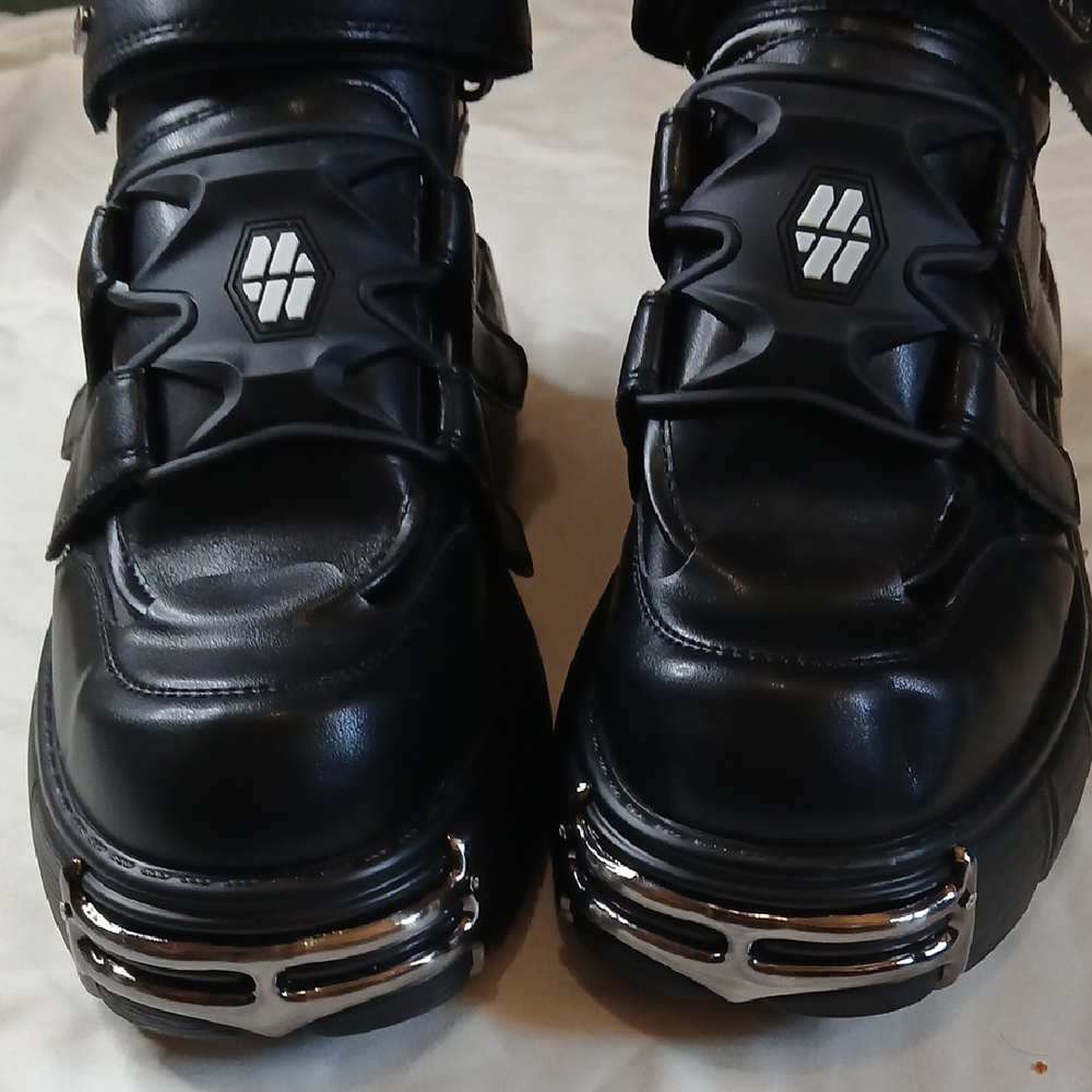 Death Stomp Platform Black Shoes